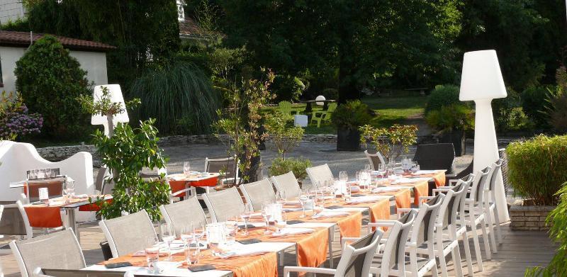 Les Criquets Hotel & Spa Blanquefort  Exterior foto